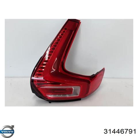 Правый стоп 31446791 VOLVO