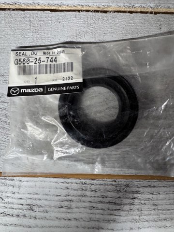 G56925744 MAZDA Сальник подвесного подшипника переднего промежуточного вала купить в Винница