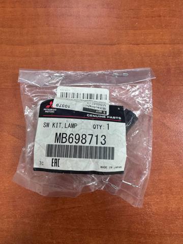 Концевой выключатель MB698713 MITSUBISHI