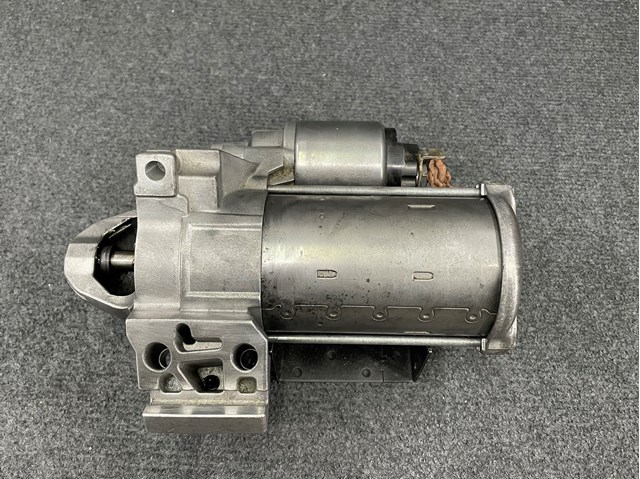 Стартер автомобиля 0001179003 BOSCH