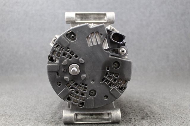 BOSCH 0125711132 Генератор в наличии Ровно