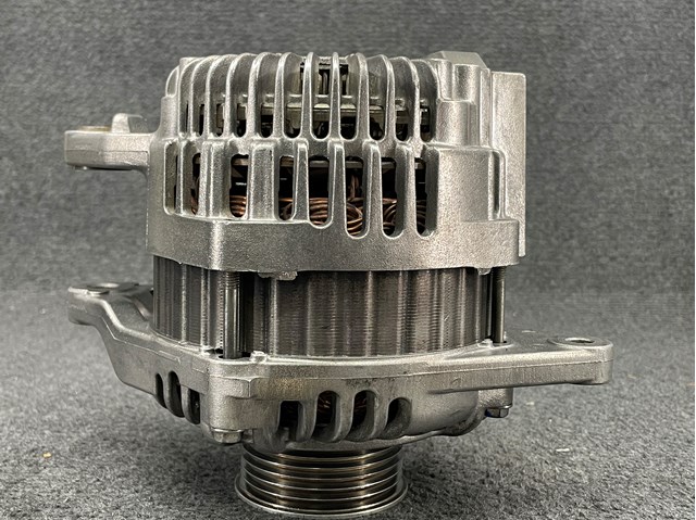 1800A359 MITSUBISHI Генератор купить в Николаев
