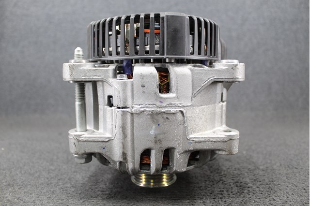 IST60C049 Генератор купить Сумы