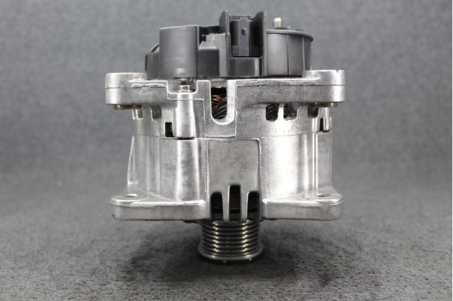 VALEO TG15C058 Генератор в наличии Чернигов