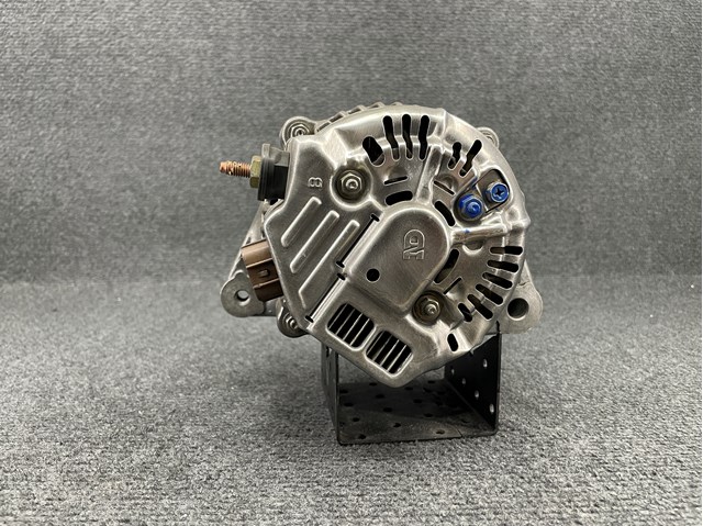 LAND ROVER YLE102330 Генератор в наличии Винница