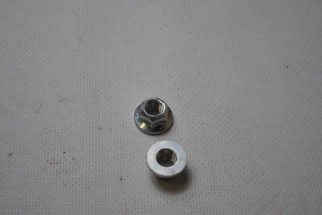 089186401A NISSAN купить в Винница