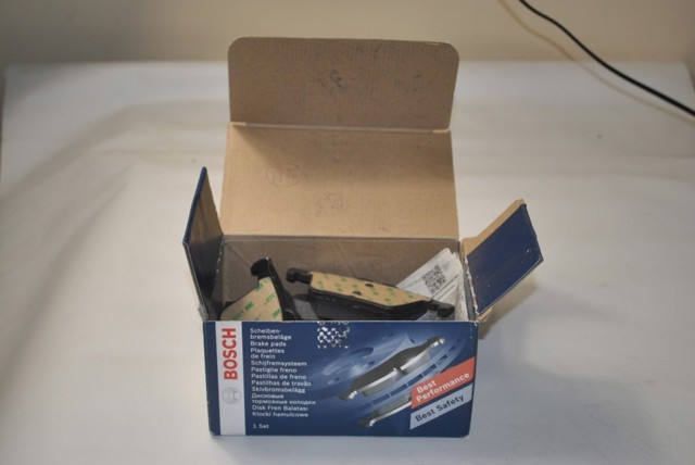 0986494102 BOSCH Задние тормозные колодки купить в Одесса