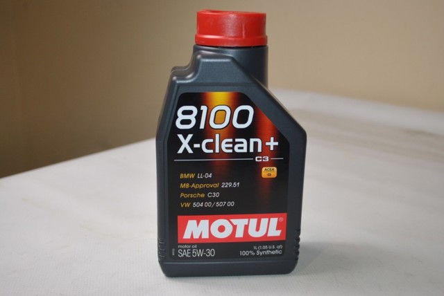 MOTUL 106376 Моторное масло в наличии Сумы