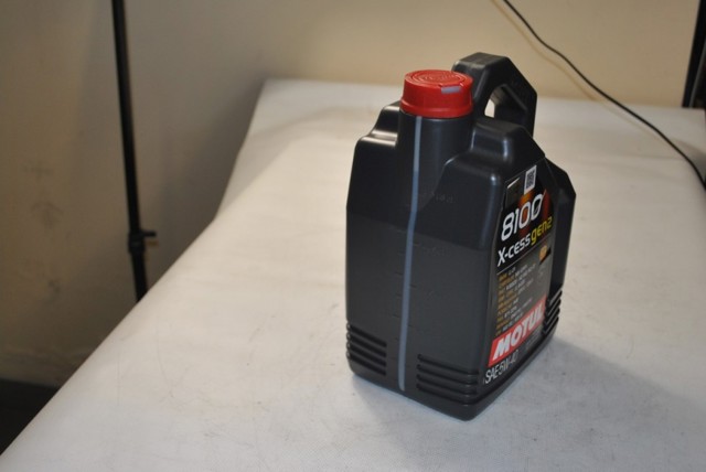 MOTUL 109776 Моторное масло в наличии Черновцы