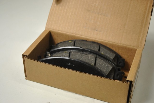 D10603JA0B NISSAN Передние тормозные колодки купить в Черновцы