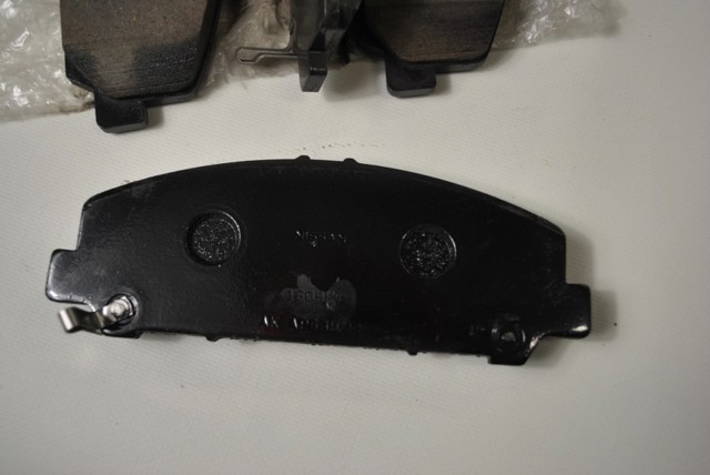D10609FE0A Колодки тормозные передние дисковые купить Тернополь