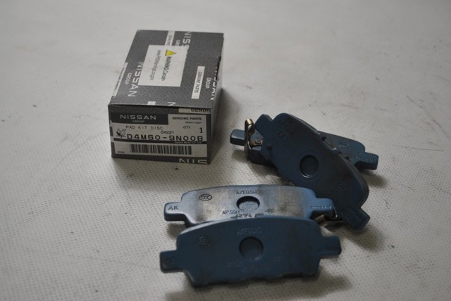 D4M609N00B NISSAN Задние тормозные колодки купить в Ужгород