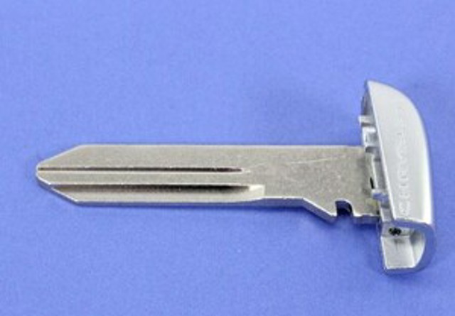 Ключ-заготовка 68200221AA CHRYSLER