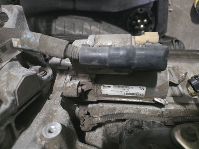 28100F0040 Toyota