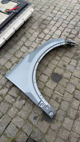 Боковая часть передняя правая 31651218 VOLVO