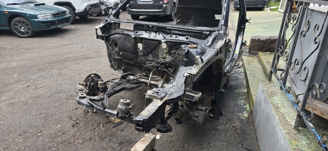 Крабобалка передней подвески 5110007035 TOYOTA
