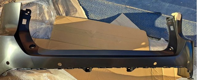 Бампер задний 5215948966 TOYOTA