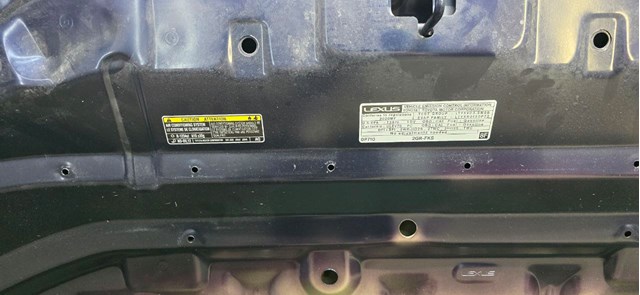 TOYOTA 5330133260 Капот в наличии Полтава