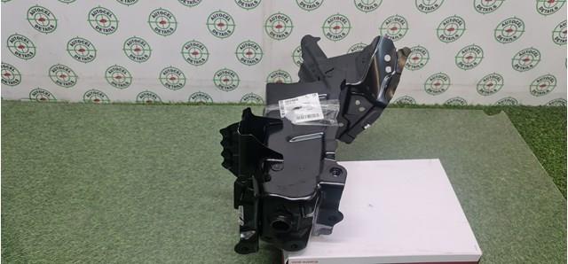 TOYOTA 5702433020 в наличии Ирпень