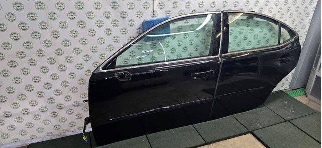 Водительская дверь 6700233210 TOYOTA