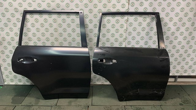 Дверь задняя в сборе 6700360560 TOYOTA