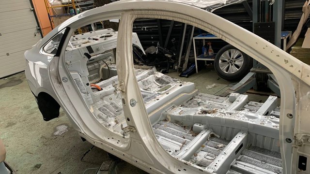 Проем передней правой двери 71120C1A00 HYUNDAI