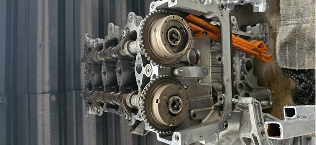 Распредвал двигателя A2700504600 MERCEDES