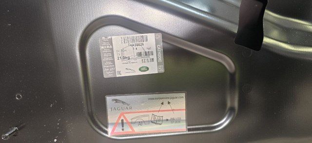 JAGUAR T4A35626 Капот в наличии Павлоград