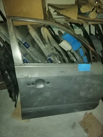 Пассажирская передняя дверь 760042E020 HYUNDAI