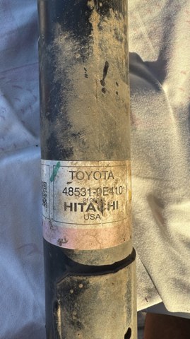 Стойка амортизатора задняя 485310E410 TOYOTA