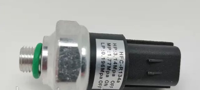HYUNDAI F815AKYBA03 в наличии Павлоград