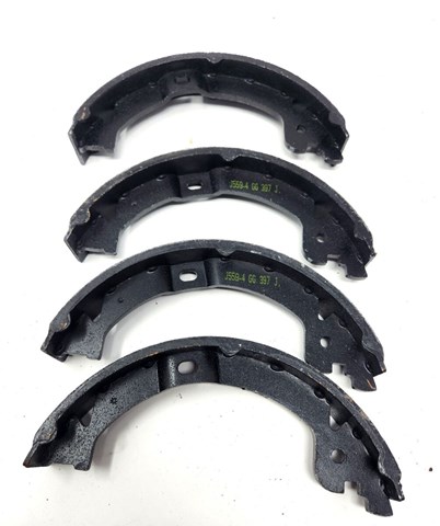Колодки ручника 05019802AA CHRYSLER