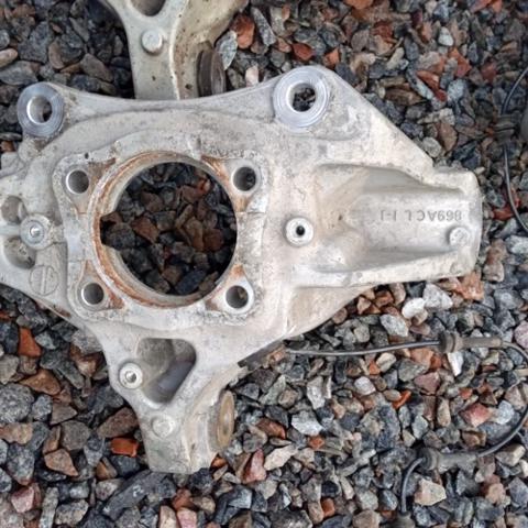Цапфа поворотного кулака 68080869AB CHRYSLER