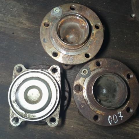 Ступицы задних колес 68155868AB CHRYSLER