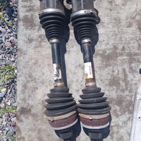 Приводы передних колес 8W0407271F VAG
