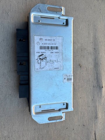 MERCEDES A0295450432 Блок предохранителей в наличии Тернополь