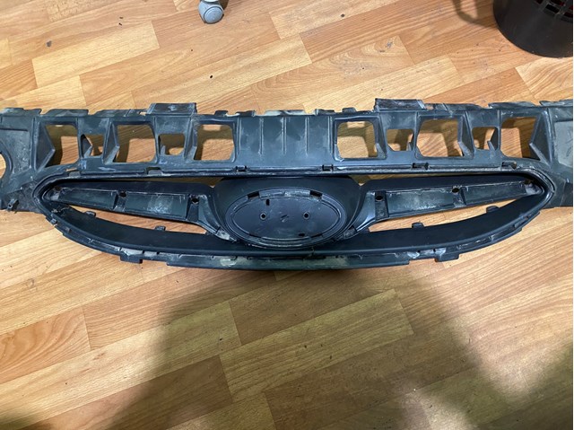 863511R000 HYUNDAI Решетка радиатора купить в Сумы