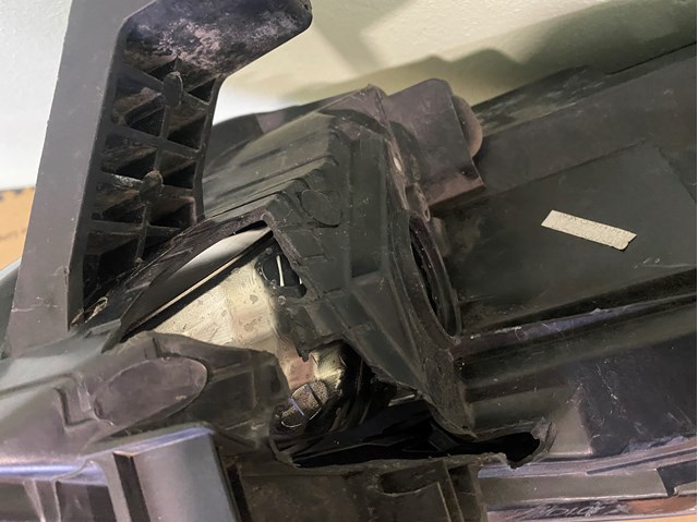 HYUNDAI 921014L000 Левая фара в наличии Полтава