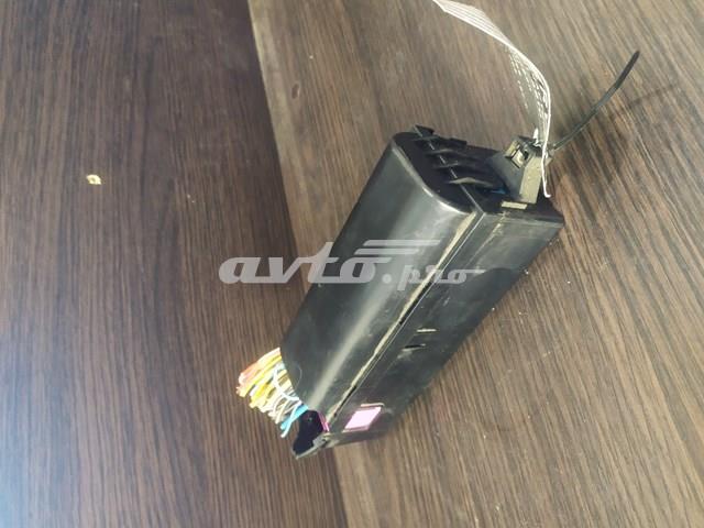 VAG 5J0937615C Блок предохранителей в наличии Павлоград