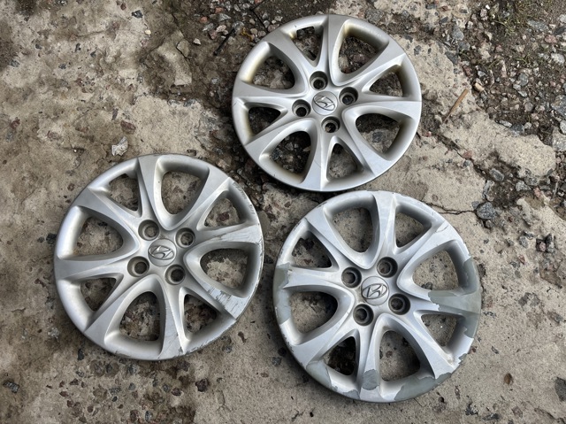 Колпаки на колеса 529601R000 HYUNDAI