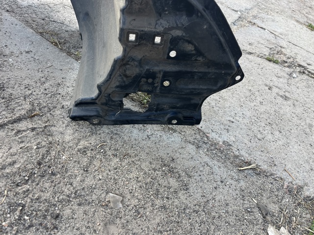 Подкрылок переднего крыла, правый 53875F4012 TOYOTA
