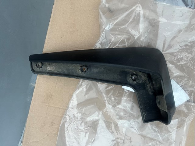 86842F1500 HYUNDAI Брызговик задний правый купить в Украина