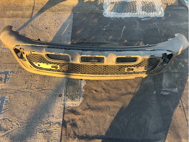 Губа переднего бампера A2538859601 MERCEDES