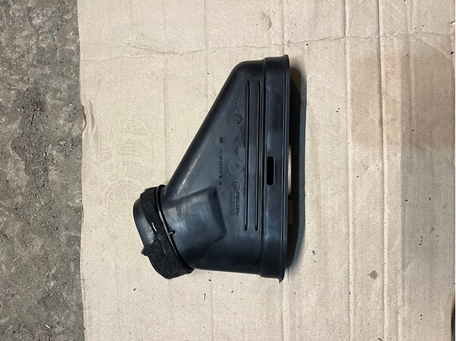 MERCEDES A6420948797 Воздухозаборник воздушного фильтра в наличии Днепр