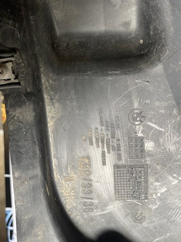 BMW 51118054552 Защита бампера переднего правая в наличии Ирпень
