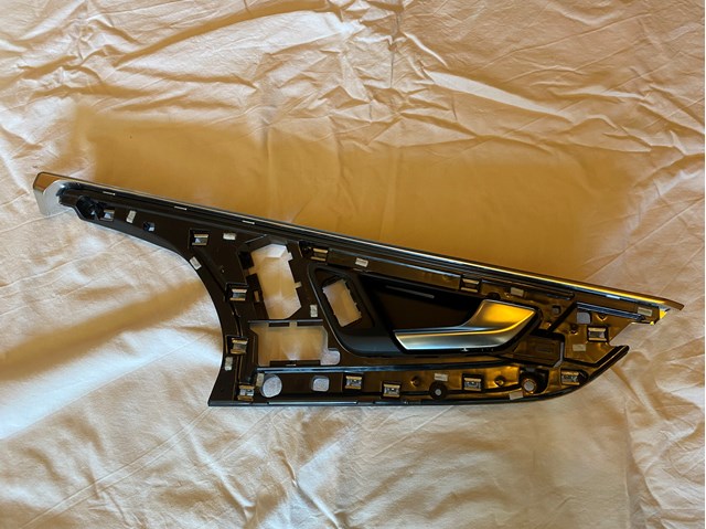 4M0837020C VAG купить в Ужгород