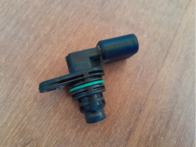 Датчик распределительного вала Skoda SuperB 2