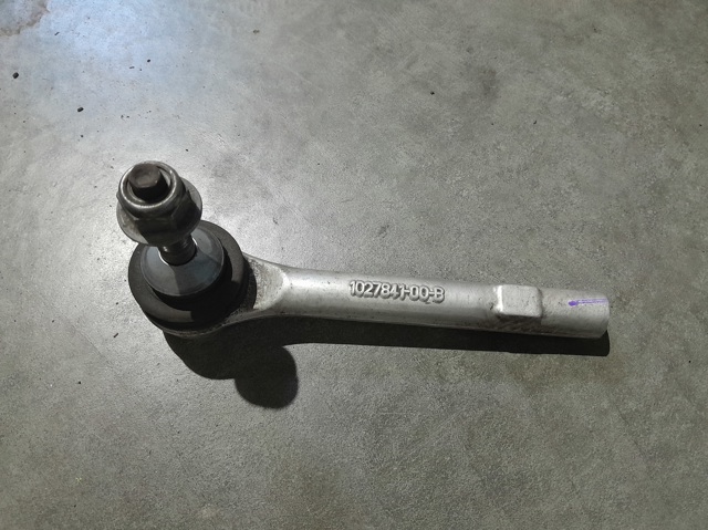 Наконечник рулевой тяги 102784100B Tesla Model