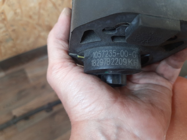 105723500G TESLA Дополнительная помпа купить в Чернигов