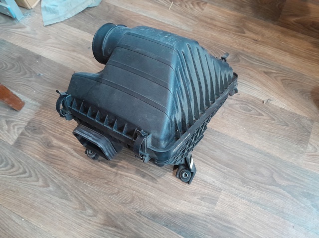 Коробка фильтра 281104R100 HYUNDAI